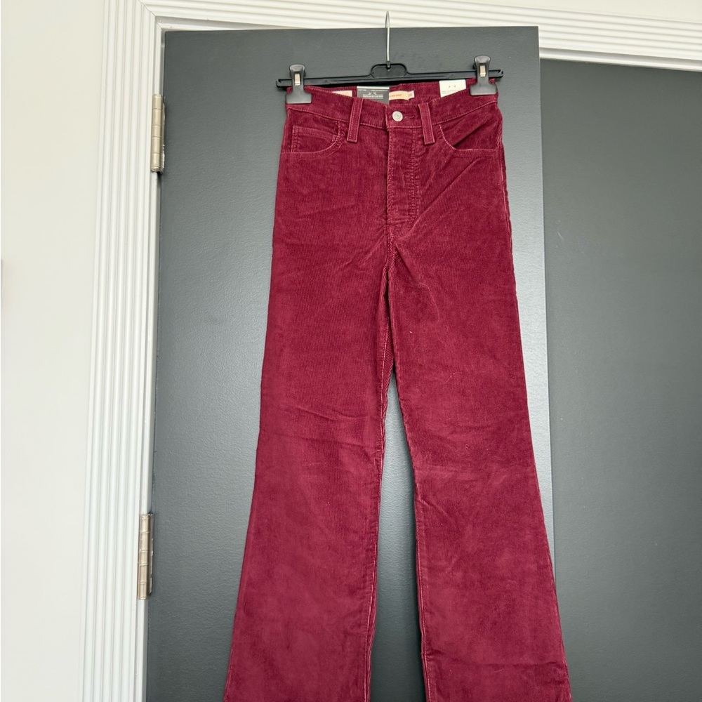 LEVI’S Bootcut Ribcage Cropped Corduroy Red Pants, Size 26